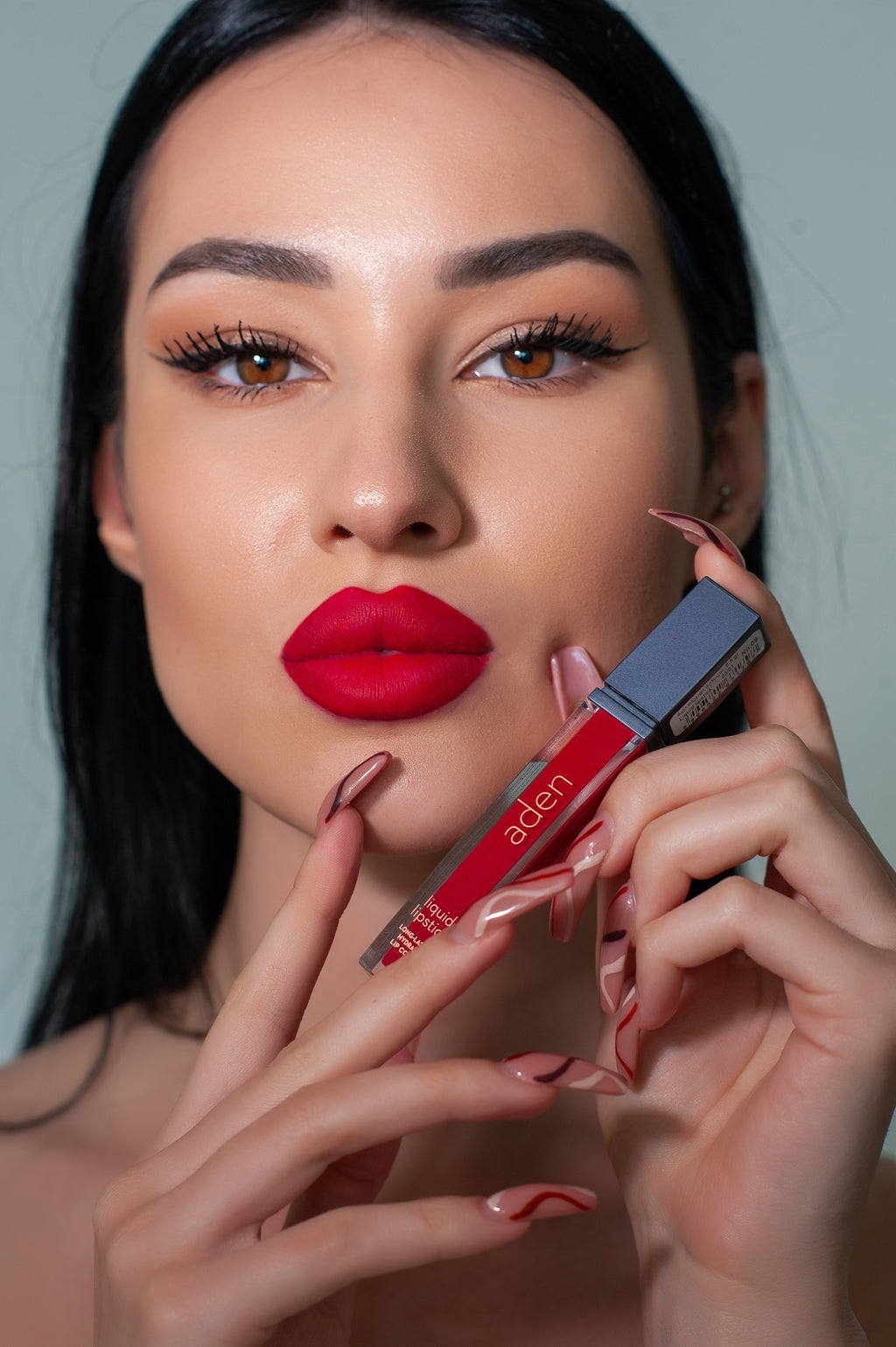 aden Lipstick and Lip Liner Set